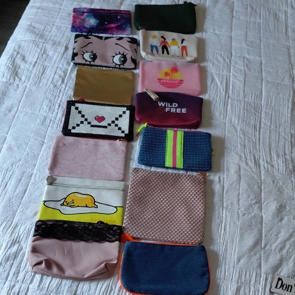 Ipsy 14 Assorted Makeup Bags Shown In Picture - Picture 1 of 3